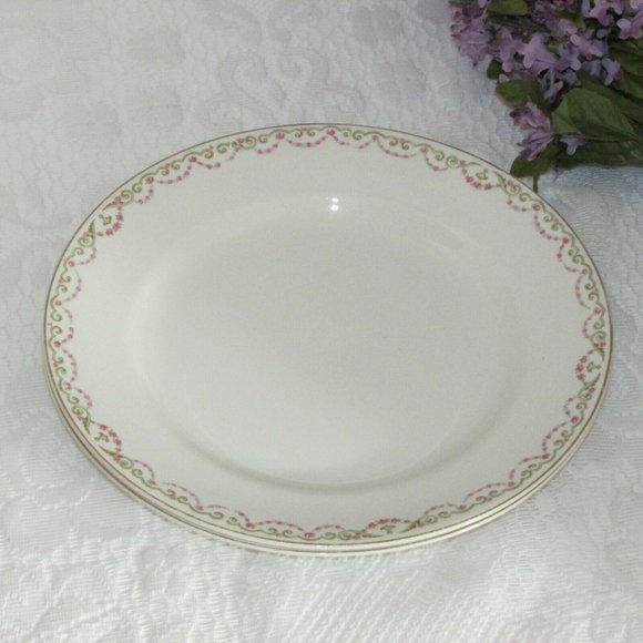 2 Vintage Johnson Bros. Dinner Plates Tiny Pink Rose Garland Swag - Picture 9 of 9